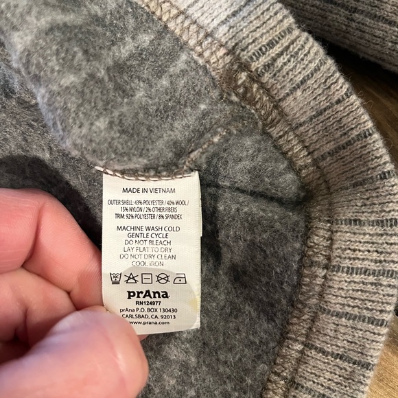 Prana sweater - Picture 2 of 11